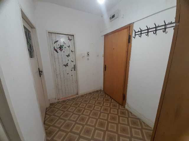 Продава се Двустаен апартамент в Търговище, Център - 45 кв.м за 1100 €/кв.м - Снимка #7