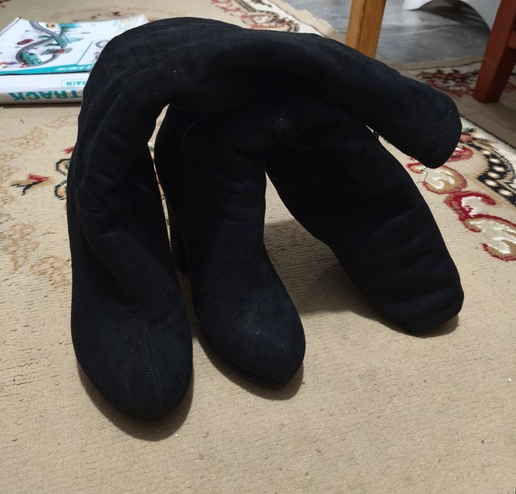 Зимние замшевые сапоги