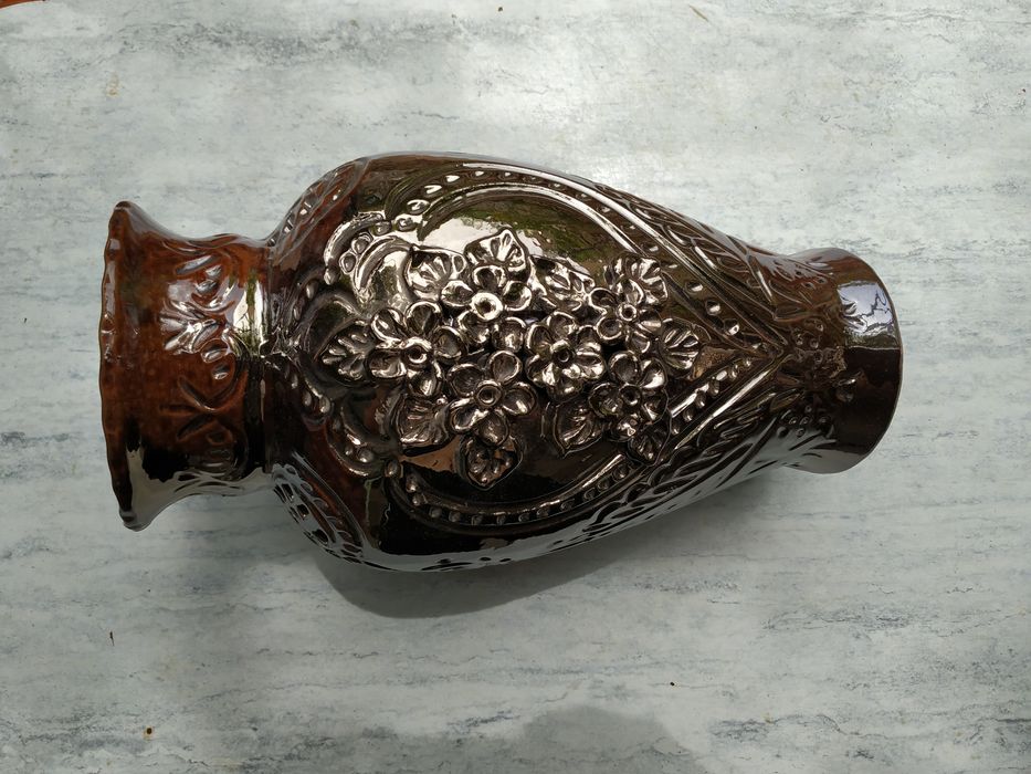 Ваза для цветов и для украшения