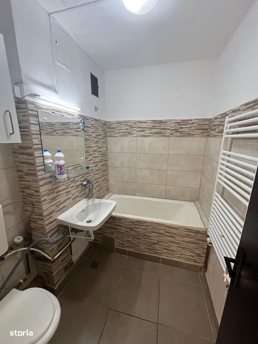 Apartament cu 2 camere Craiovei.