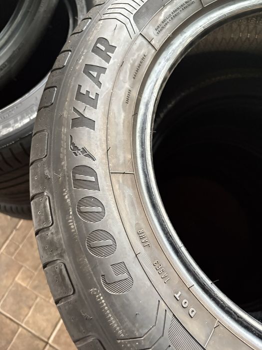 Летни гуми 215/65/17 99 V - Goodyear