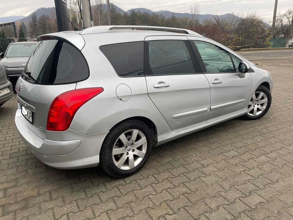 Peugeot 308 sw 7 locuri