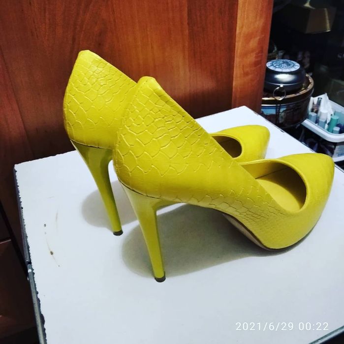 Стильные туфли для ярких девушек! Р-р 38-39!