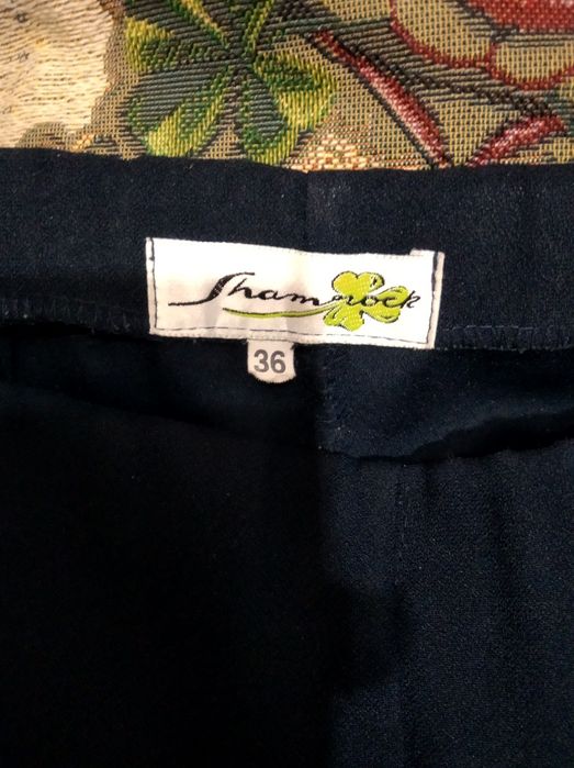 Брюки на девушку импортные размер 36