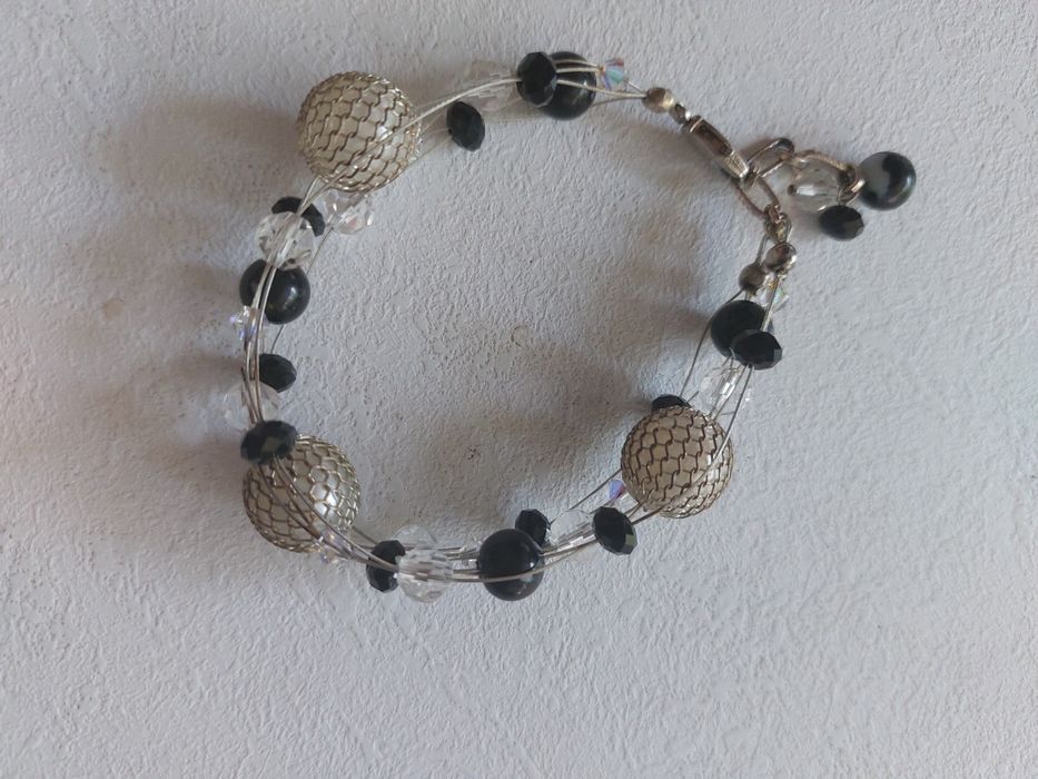 Дамска гривна с перли