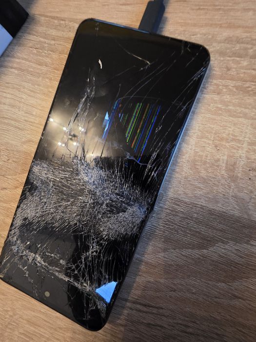 C75 Realme за части