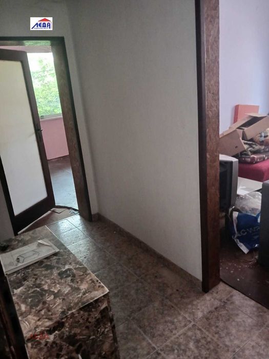 Етаж от къща, град Плевен, Лозенка