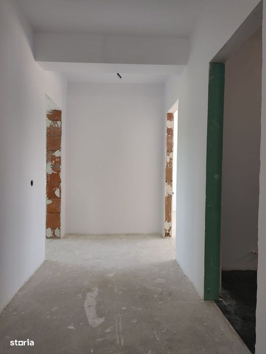 FARA COMISIOANE casa cu 4 camere 2 bai terasa regim PARTER la cheie