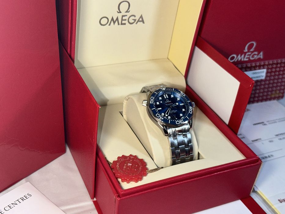Omega Seamaster Diver 300m Blue Dial 42 mm
