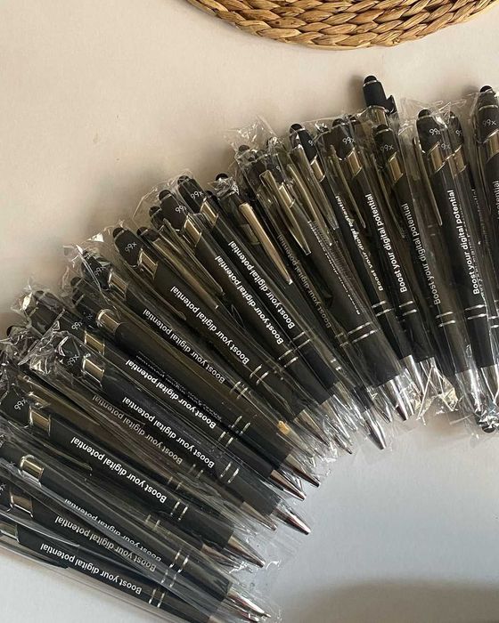 Гравировка подарков и сувениров. Лазерная гравировка.