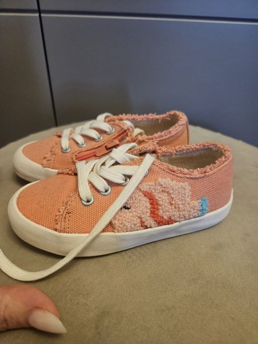 Pantofi Zara noi nr 23