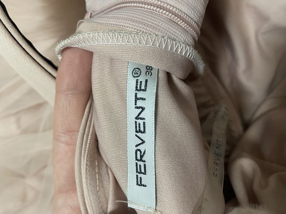 Елегантна тюлена рокля в  розово , р-р 38