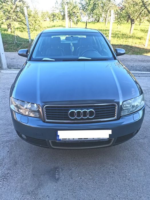 Vând Audi  A4  B6