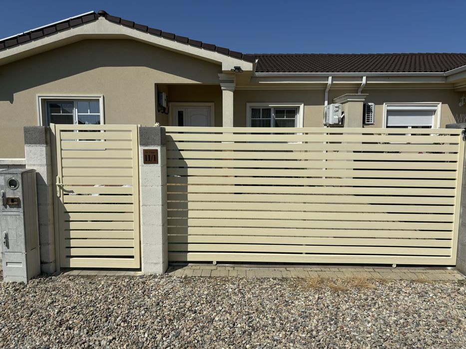 Firma: Porti , scari , gard , balustrade: Firma