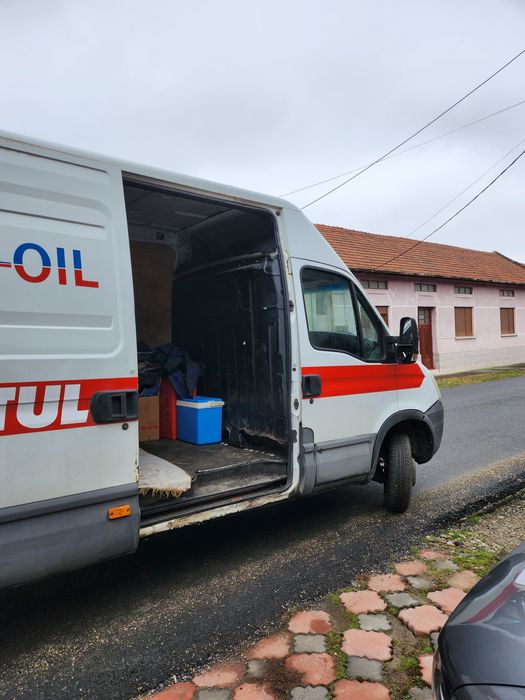 Vând Iveco Daily