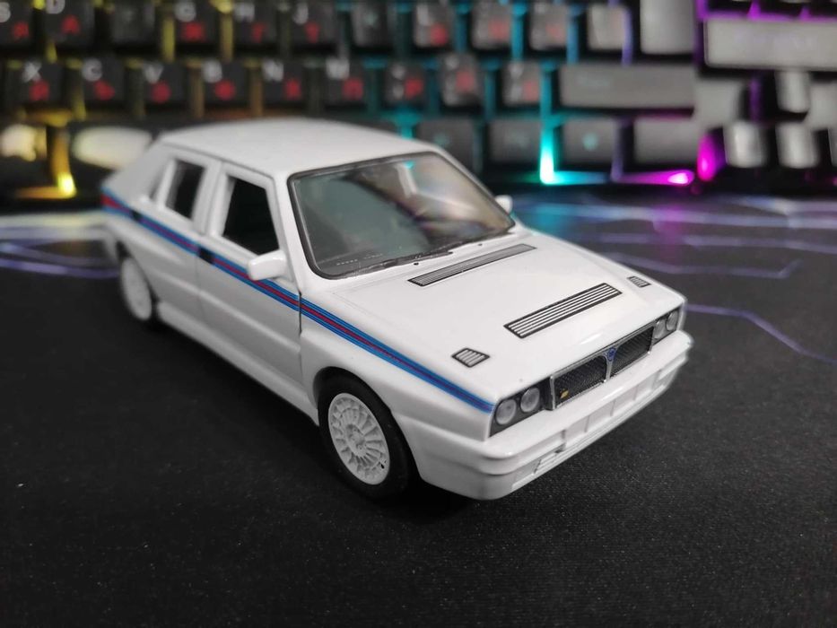 Ланчия Делта HF Мартини 5 в мащаб 1:34