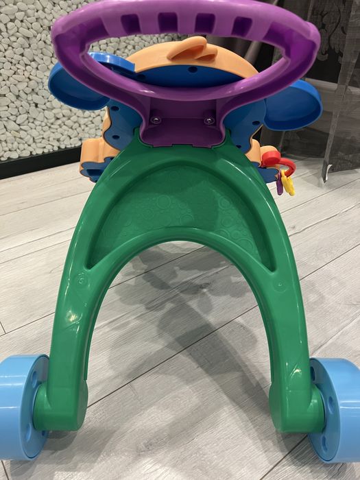 Уокър Fisher Price