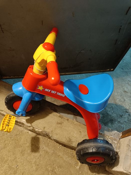 Bicicleta cu trei roti