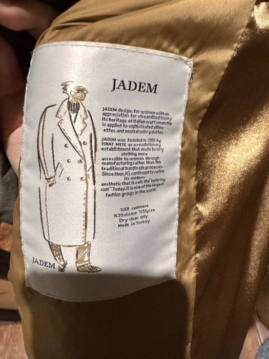 Продам куртку натуралку