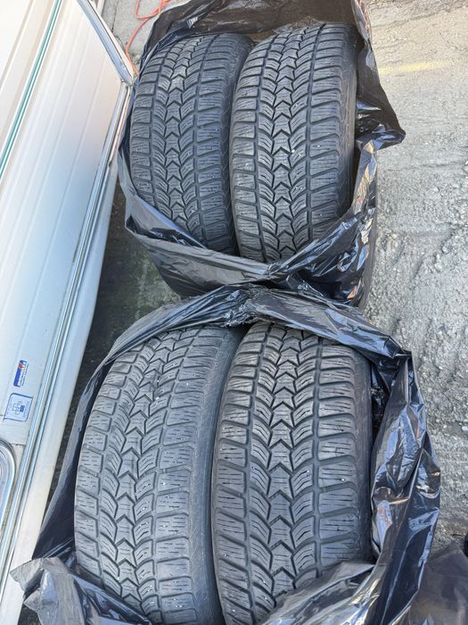 Anvelope debrica 225/55/r17 iarna