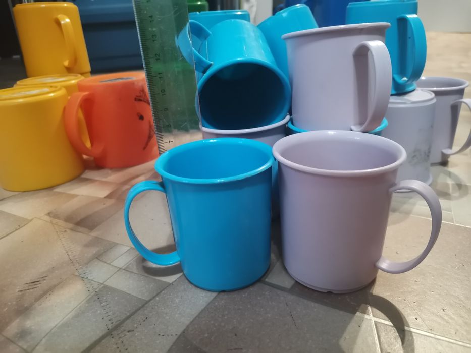 Пластика посуда, стаканы, кружки