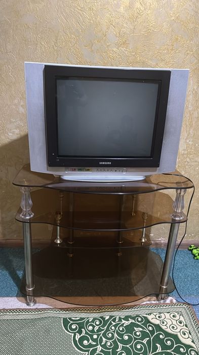 Прихожка ,тв ,подставка