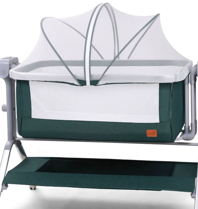 Vând pătuț folosit 2-3 zile . Multifuncțional, cu leagăn electric