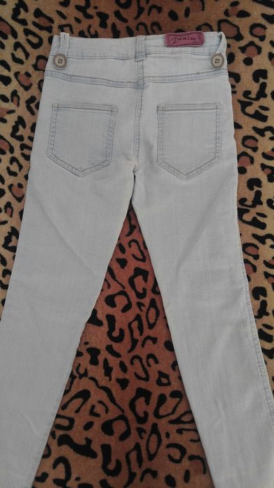 Джинсы для девочек