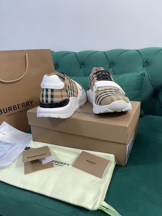 Adidasi Burberry piele naturala Full Box colectie noua
