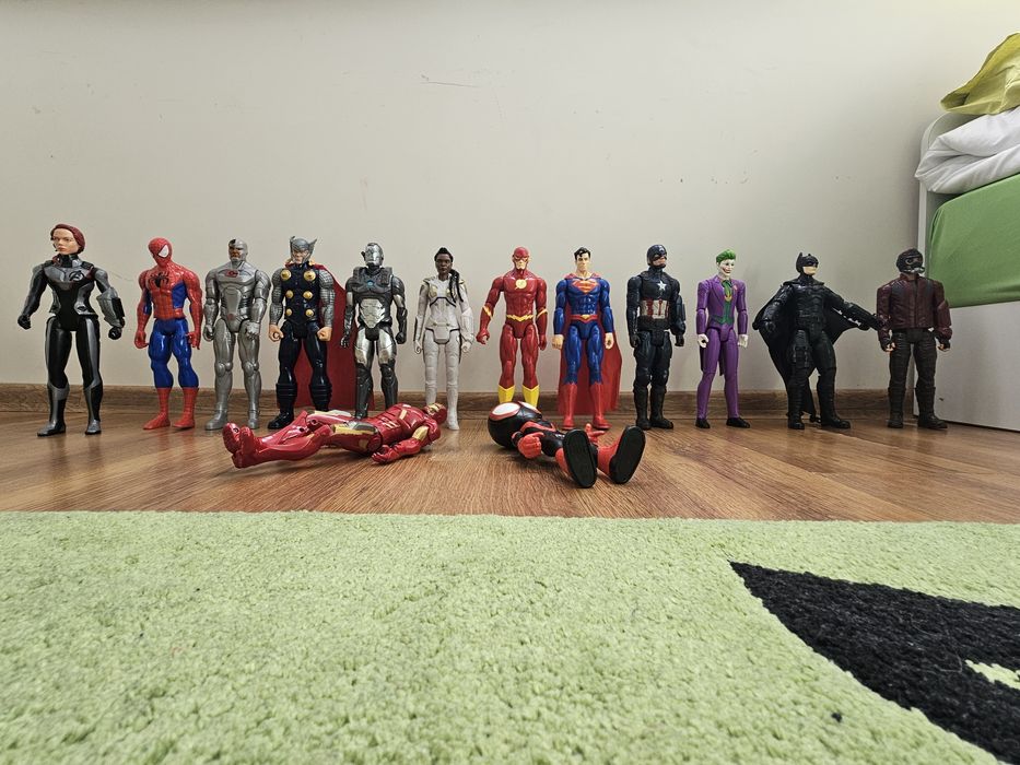 Екшън фигури Marvel (Hasbro 30см.)