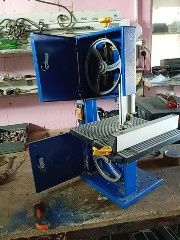 Aparat debitat , pânză verticala