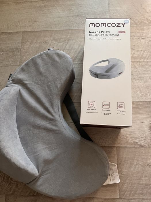 Perna de alăptare Momcozy