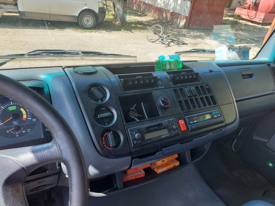 Vand Mercedes Atego 815