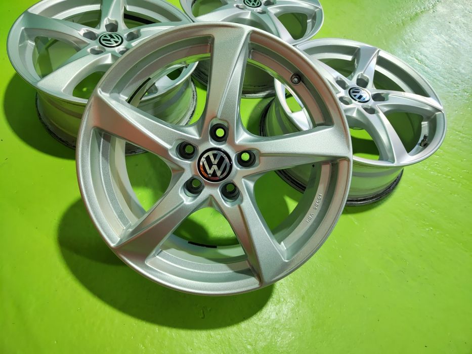17 Vw Passat Touran Caddy Golf 5x112 Skoda