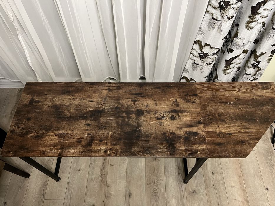 Birou Modern Maro cu cadru metalic