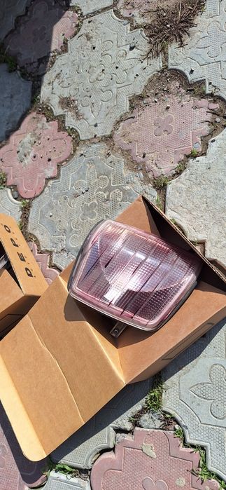 Поворотник Мерседес 190