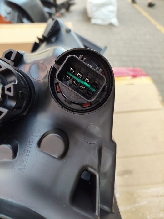 Акцент рестайлинг фара линзовые