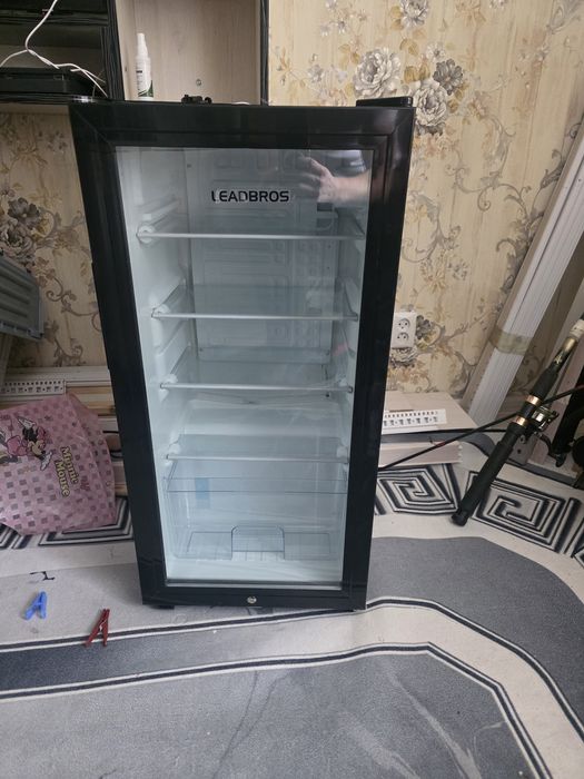 Продаю холодильник