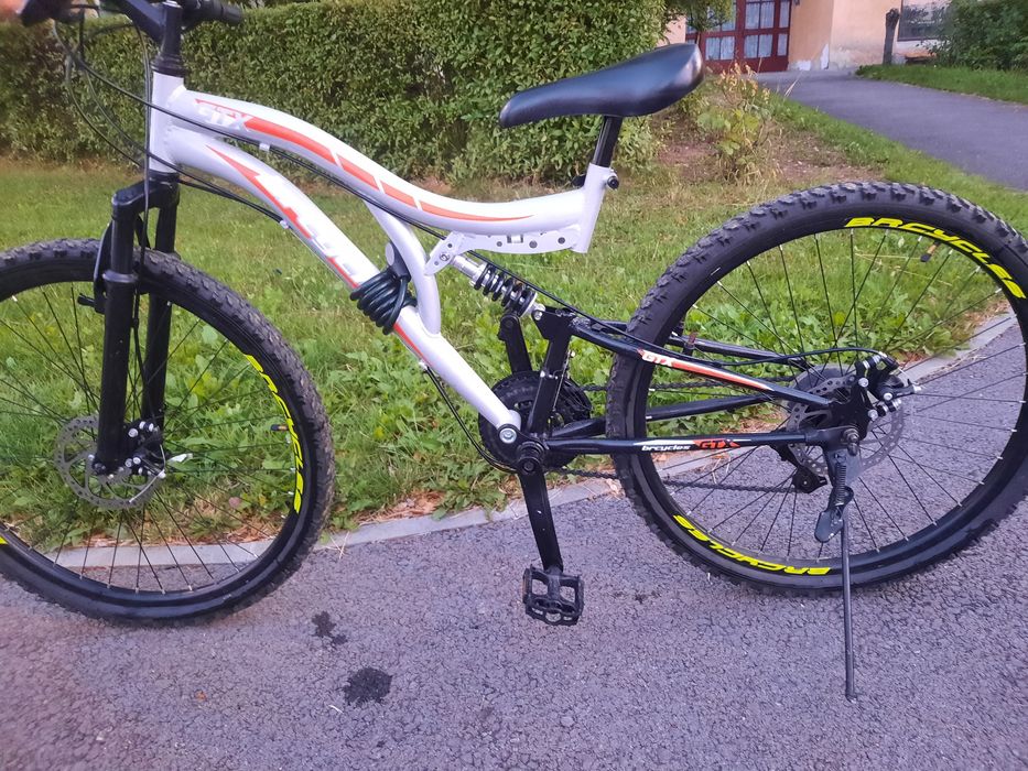 Bicicleta de vânzare