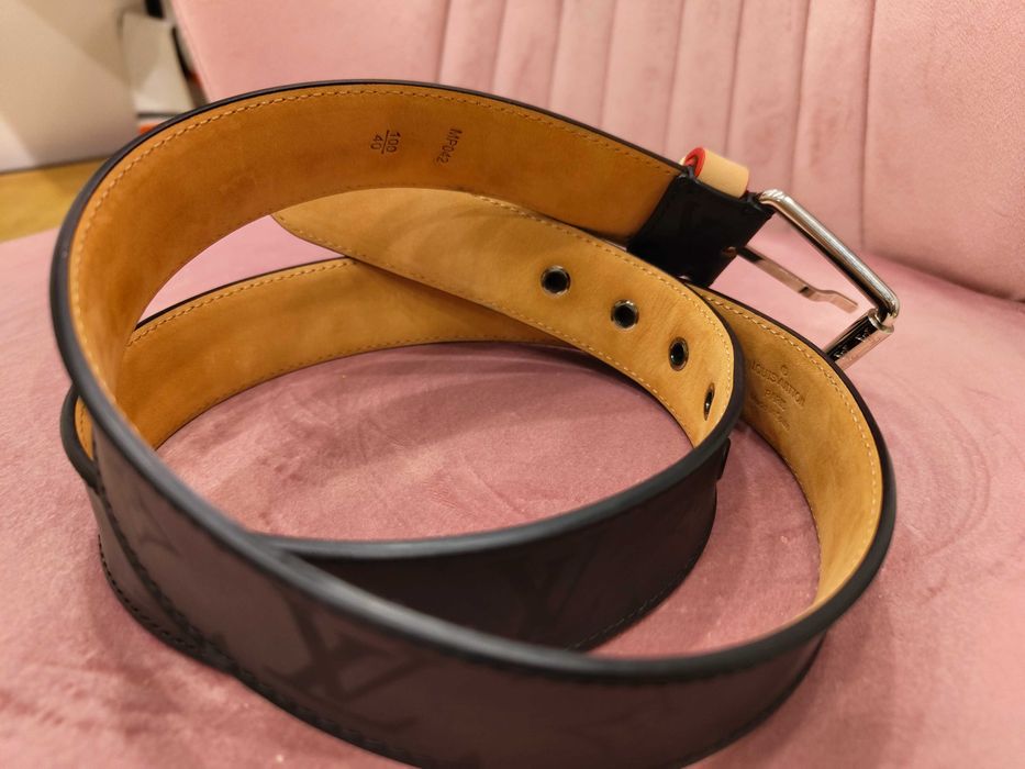 Продавам колан Louis Vuitton LV