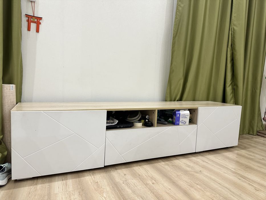 Тумба под телевизор (ТВ)