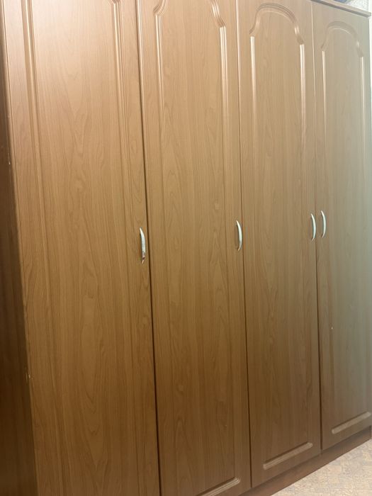 Спальний гарнитур