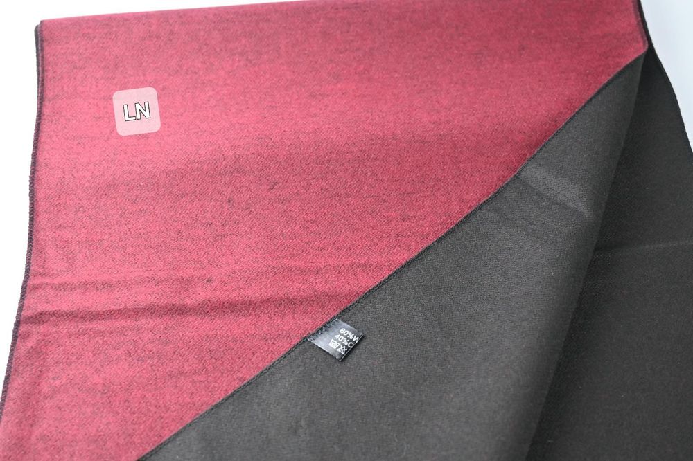 Мъжки шал - две лица, различни цветове