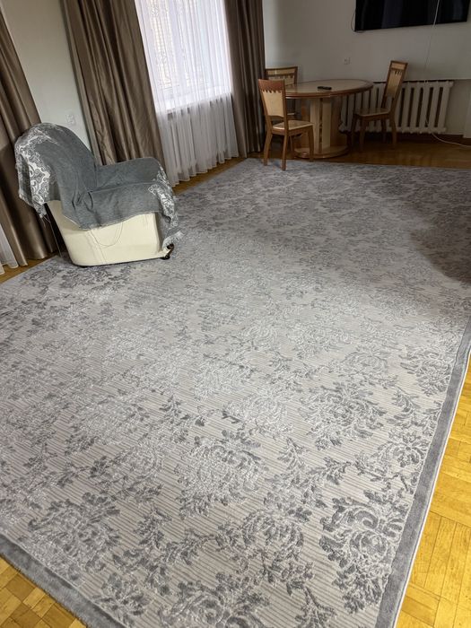 Продаю большой ковер