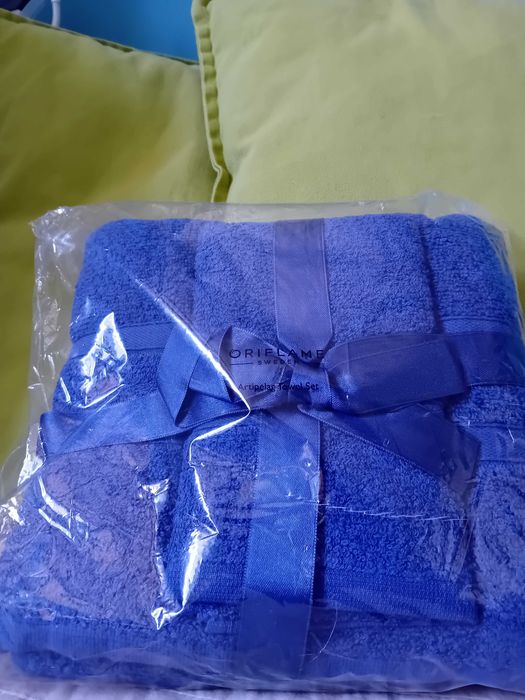 Хавлия+ кърпа за ръце Oriflame