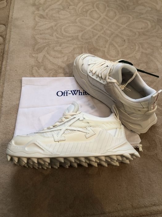 Adidasi Off-White ODSY 1000