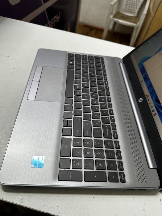 Продается ноутбук hp