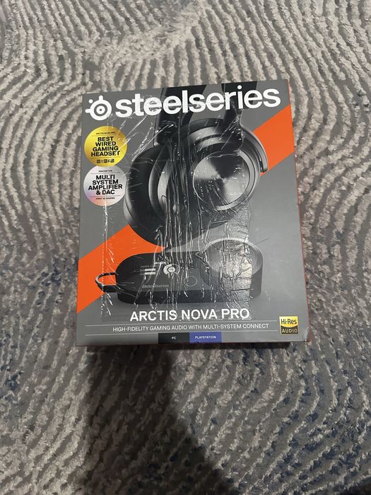 Casti SteelSeries Artics Nova Pro