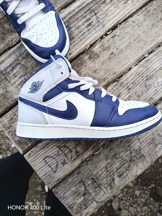 Nike Jordan 1 Mid, Midnight navy
