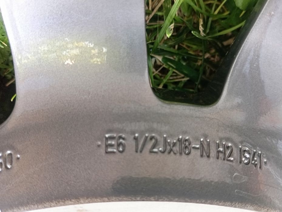 BMW Оригинални Джанти M кови 18цола